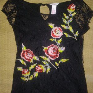 Candie's Black Lace Short Sleeve Top (Size SM)